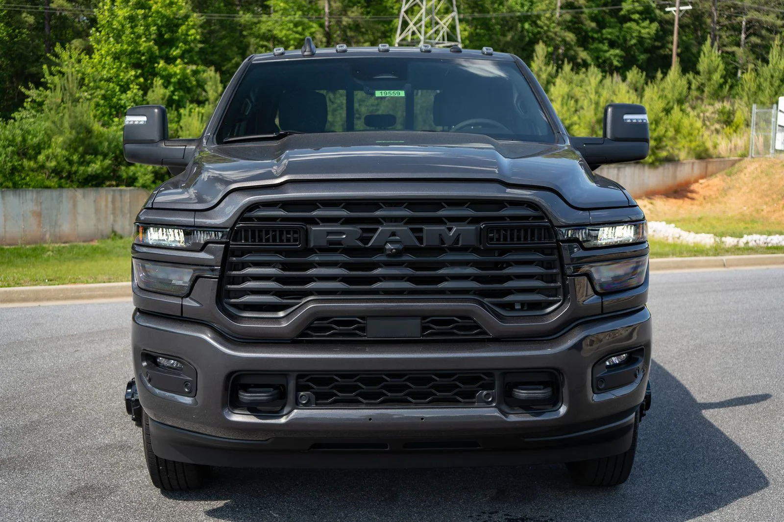 New 2026 Granite Crystal Metallic Clear-Coat Exterior Paint RAM Big Horn image 2