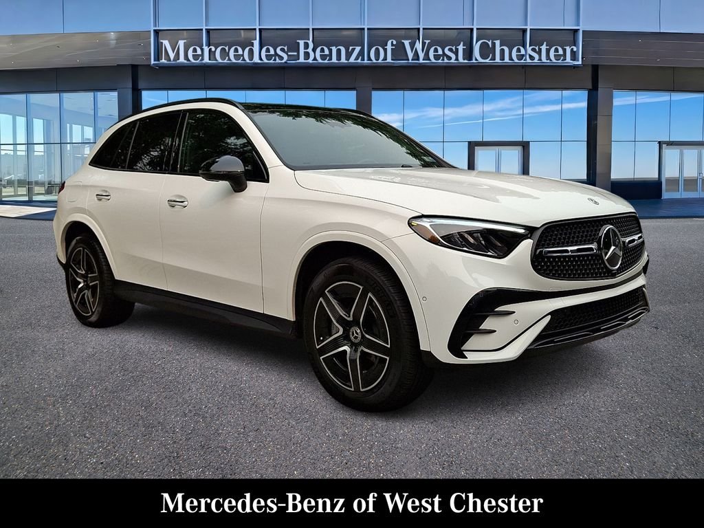 2026 Mercedes-Benz GLC 300 AWD 4MATIC® photo 1