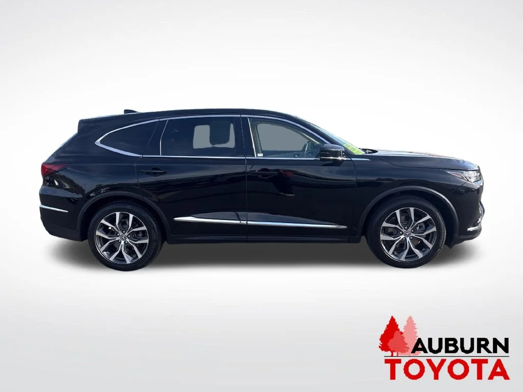 Used 2023 Black Acura Technology image 4