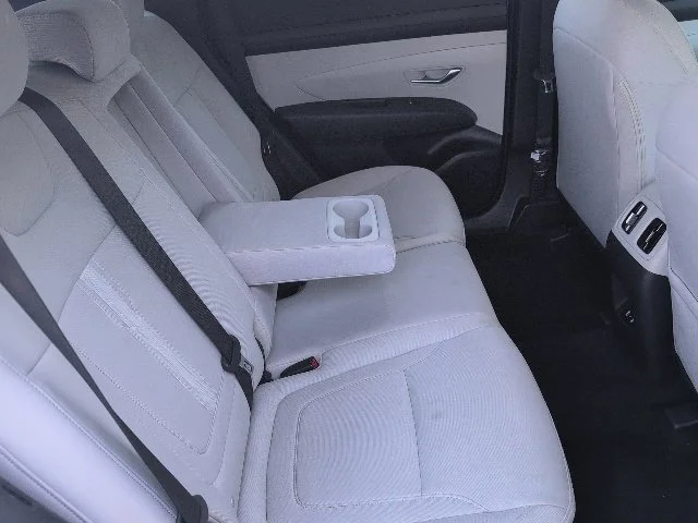 Used 2025 White Hyundai SEL image 12