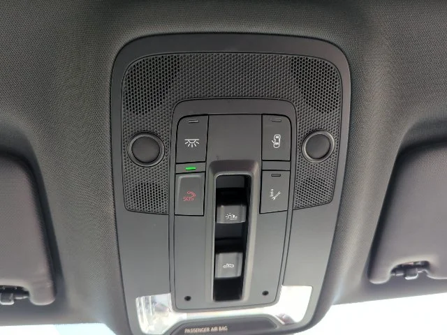 Used 2025  Audi Premium image 21