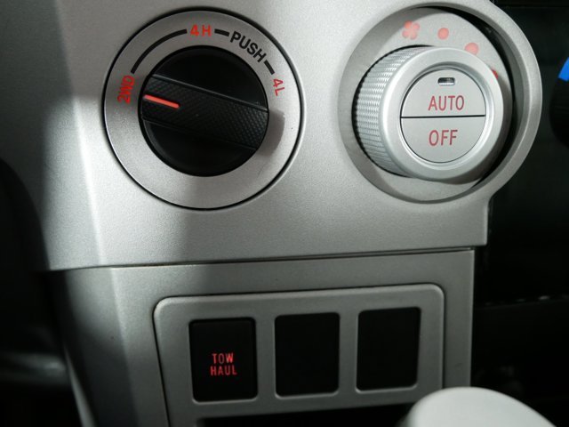Used 2008 Black Toyota Crew Cab Limited image 30