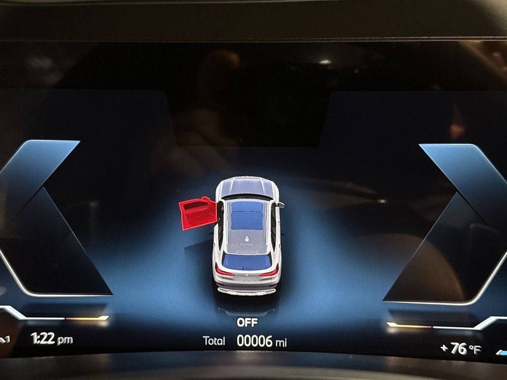 New 2026 Gray Metallic BMW xDrive40i image 15