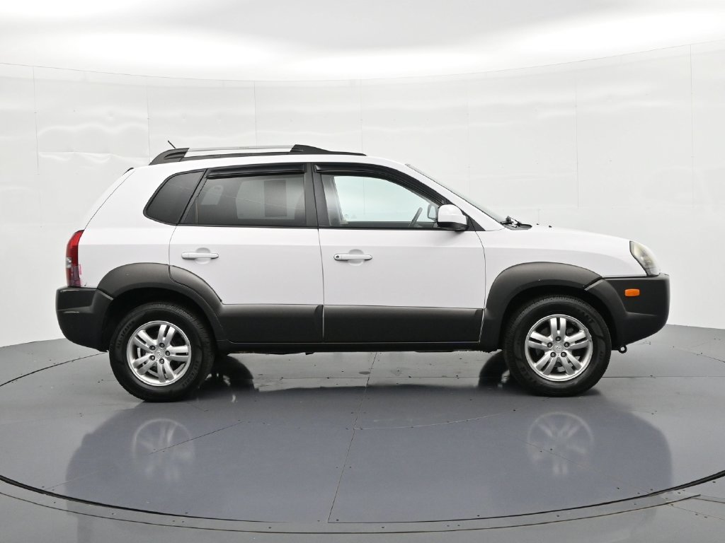 Used 2006 White Hyundai Limited image 5