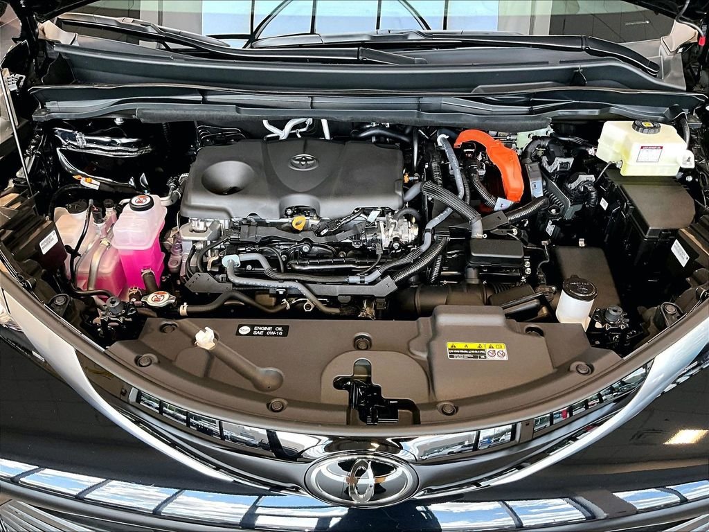 New 2026 Midnight Black Metallic Toyota Platinum image 16