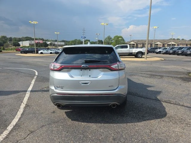 Used 2015 Ingot Silver Ford SEL image 4