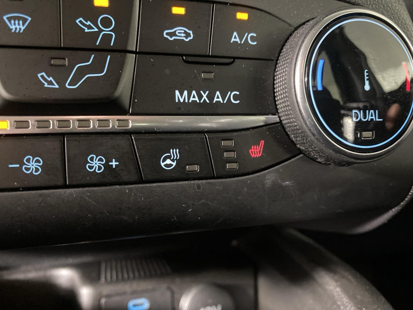 Used 2023 Vapor Blue Ford Active image 18