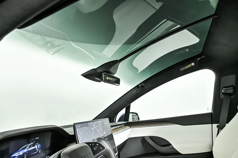 Used 2023 Deep Blue Metallic Tesla Standard Range image 17