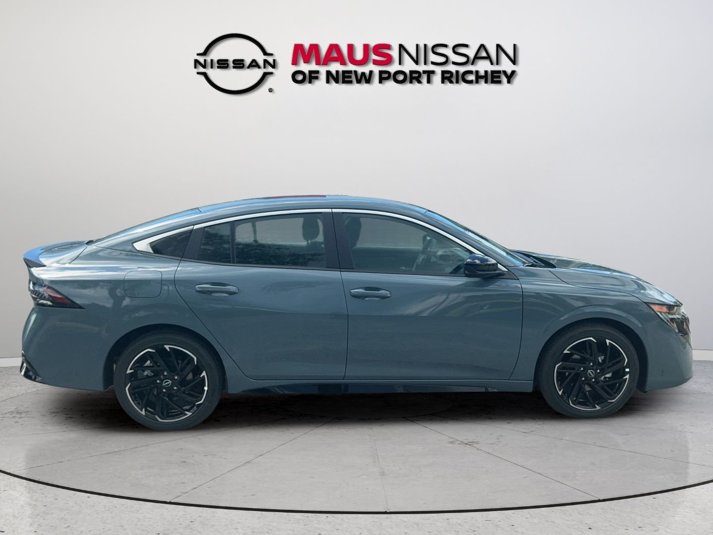 New 2027 Gray Nissan SR image 13
