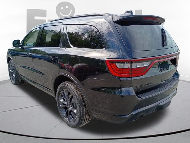 New 2026 Diamond Black Clear-Coat Exterior Paint Dodge GT Plus image 7