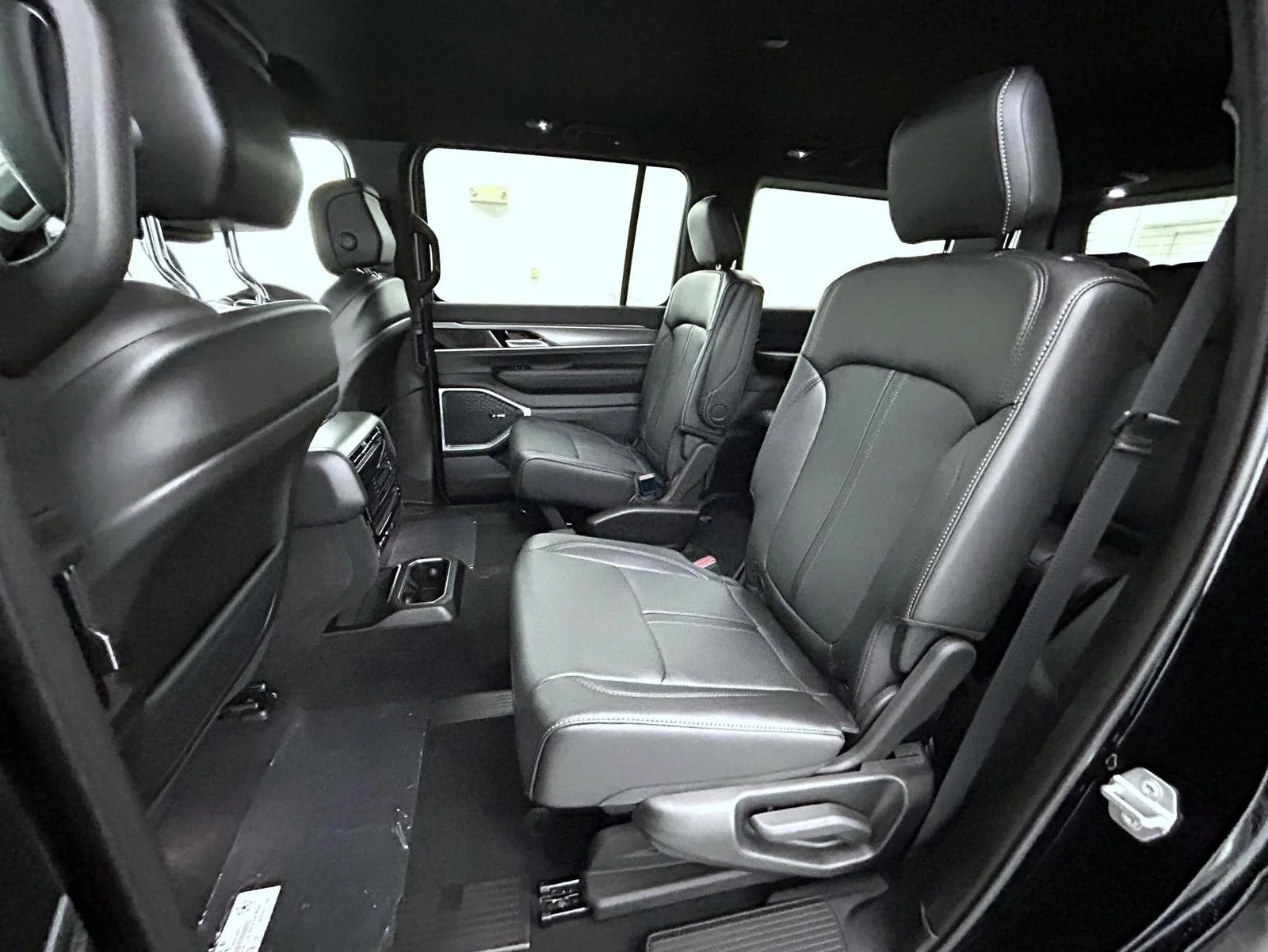 New 2026 Black Jeep  image 21