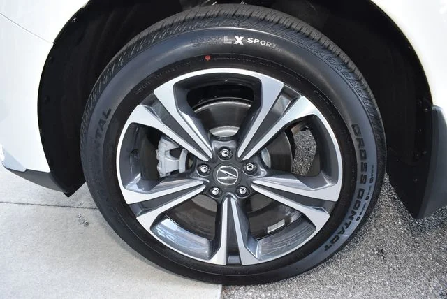 New 2026 Platinum White Pearl Acura Technology Package image 9
