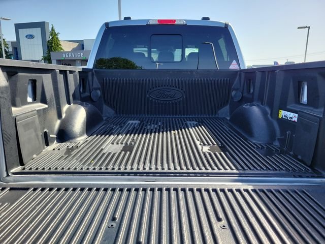 Used 2024 Iconic Silver Metallic Ford XLT image 28