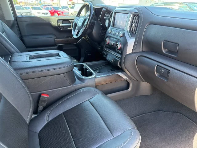Used 2021 Silver GMC SLT image 24