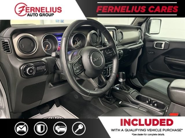 Used 2018 Silver Jeep Unlimited Sport S image 35