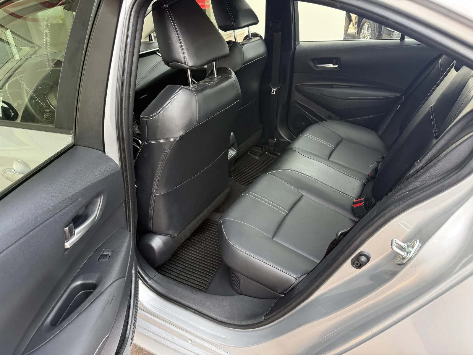 Used 2026 Classic Silver Metallic Toyota Hybrid XLE image 16