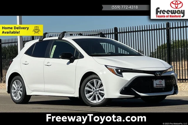 2026 Toyota Corolla Hatchback SE