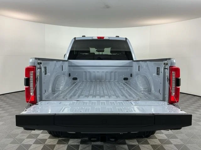 Certified Used 2025 Glacier Gray Metallic Tri-Coat Ford Lariat image 7