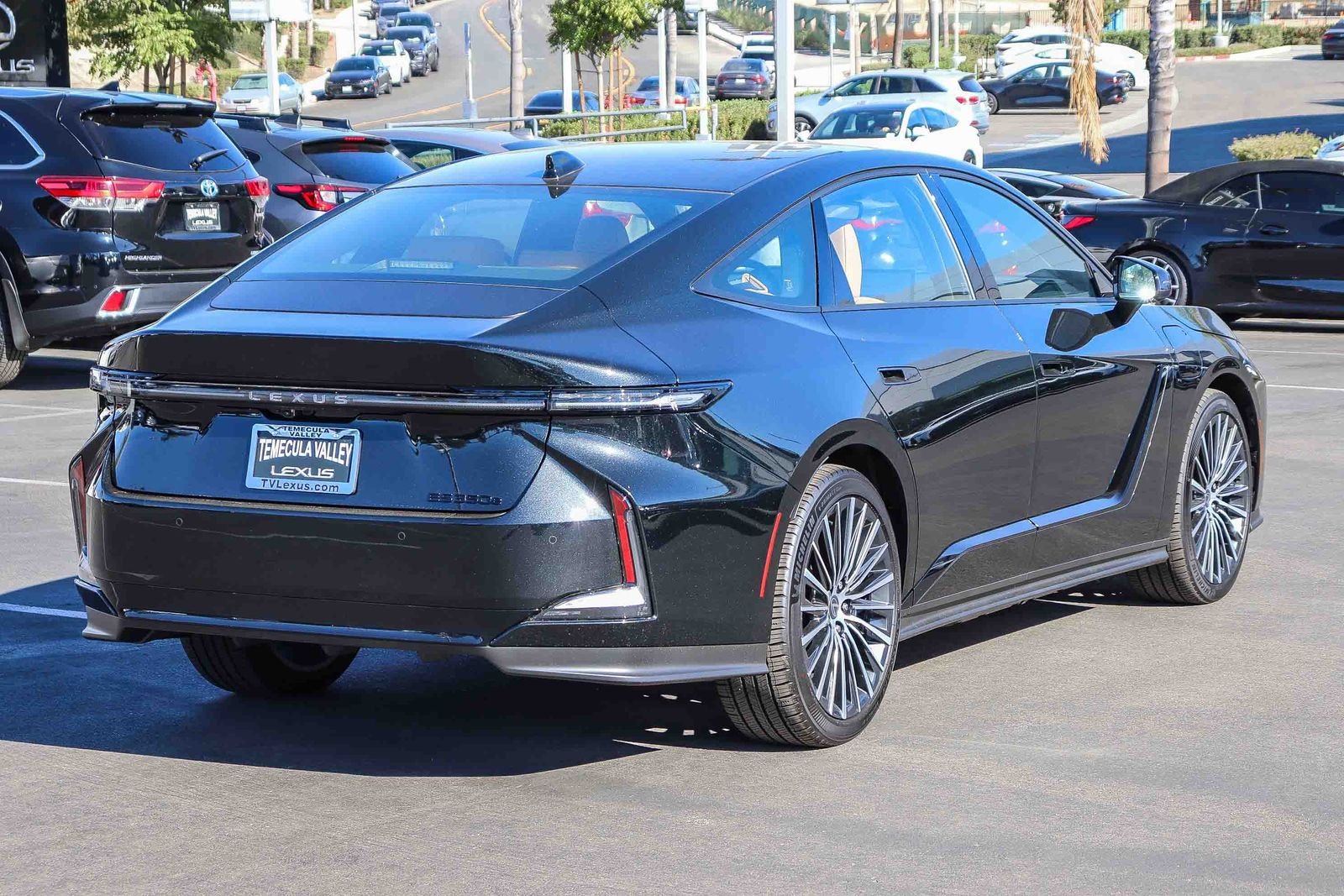 New 2026 Caviar Lexus ES 350e PREMIUM image 7