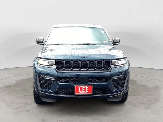 New 2026 Fathom Blue Pearlcoat Jeep L LIMITED RESERVE 4X4 image 9