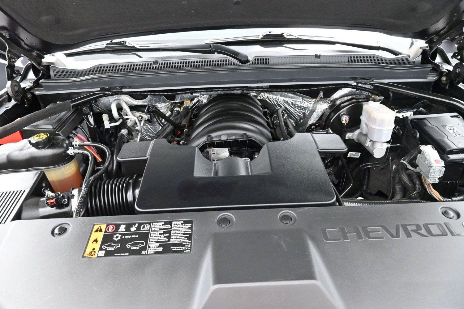 Used 2018 TUNGSTEN METALLIC Chevrolet LT image 46