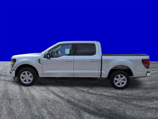 New 2026 Iconic Silver Metallic Ford XLT image 7