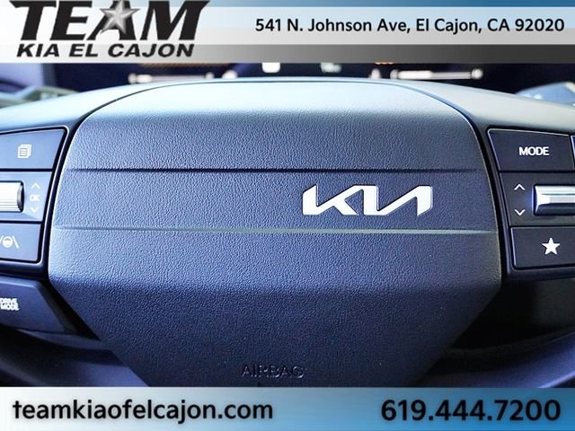 Used 2026 White Kia LXS image 36