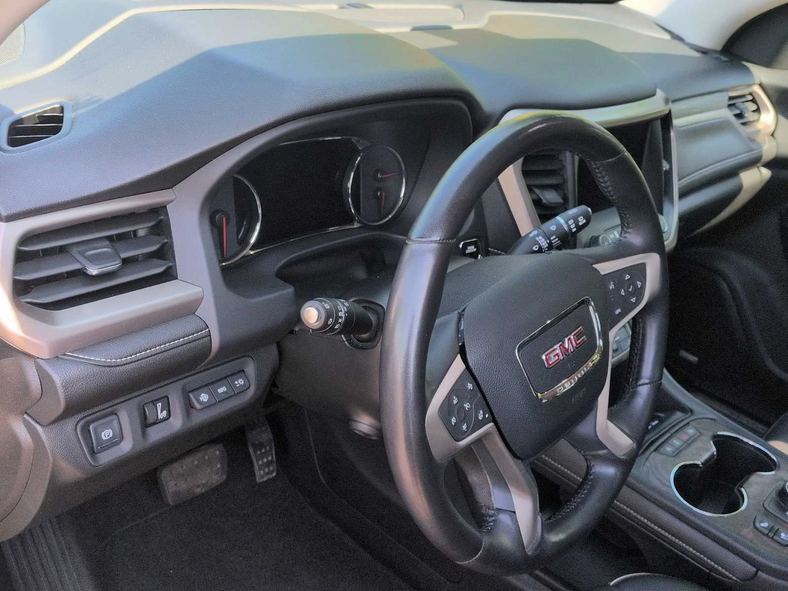 Used 2021 Ebony Twilight Metallic GMC Denali image 10