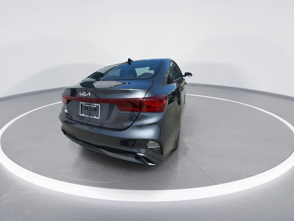 Used 2024 Gray Kia LXS image 7