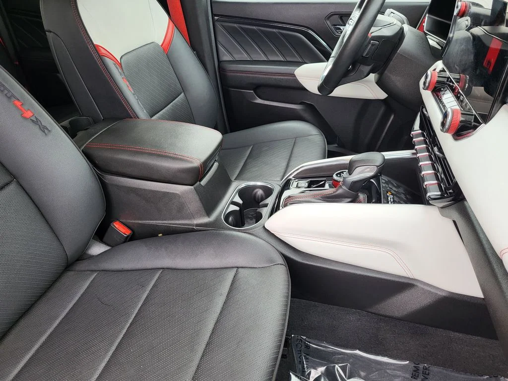 Used 2024 Sterling Metallic GMC AT4X image 11