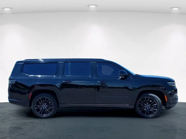 Used 2023 Black Jeep Series III image 5