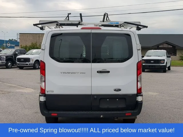 Used 2021 White Ford XL image 12