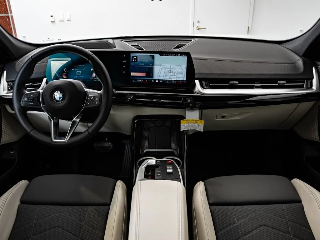 New 2027 Skyscraper Grey Metallic BMW xDrive28i image 33