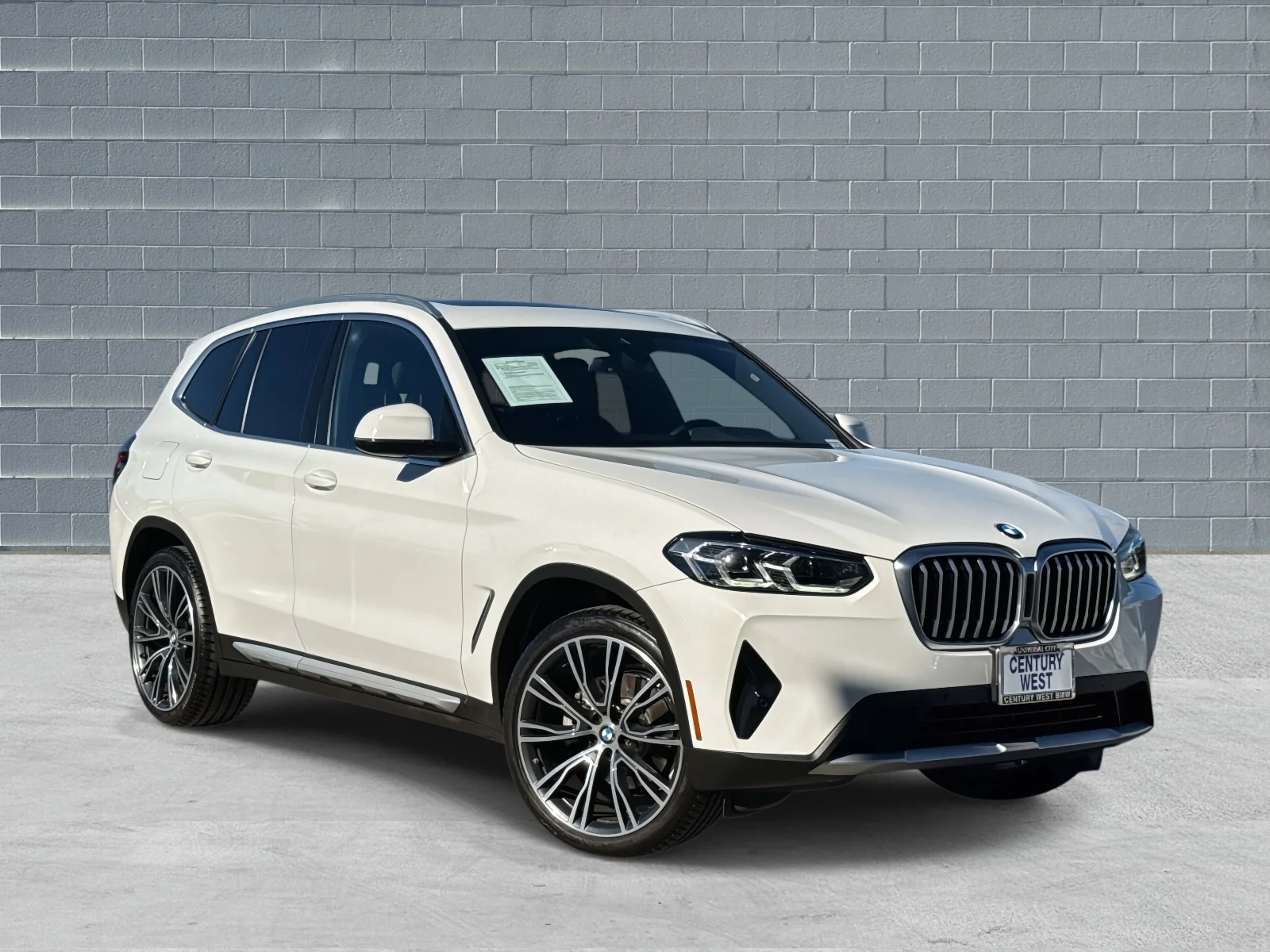 2023 BMW X3 sDrive30i's photo