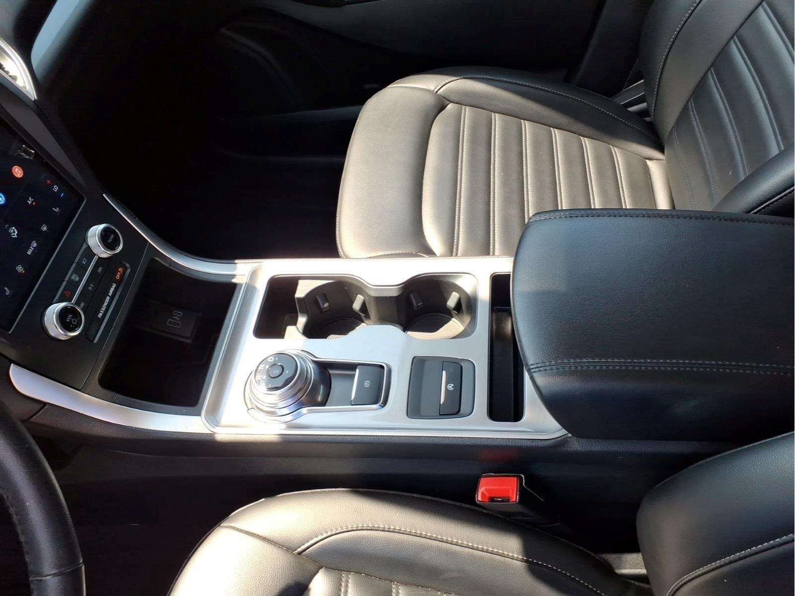Used 2024 Agate Black Ford SEL image 23