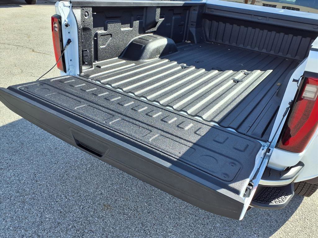 2026 GMC Sierra 3500HD Pro - Photo 19