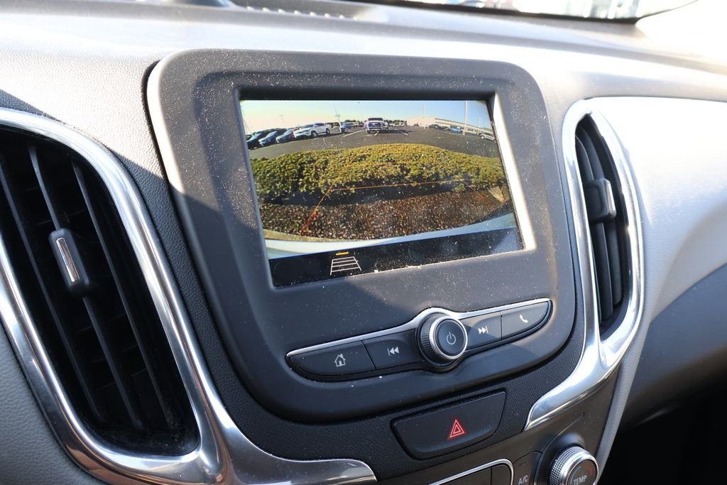 Used 2019 SUMMIT WHITE Chevrolet LS image 22