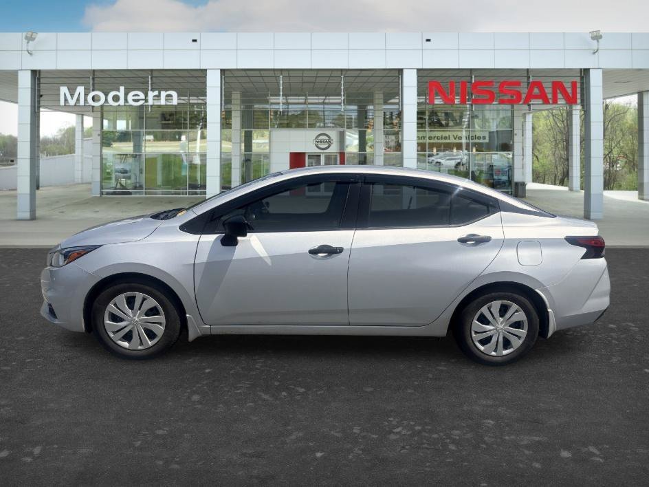 Used 2022 Brilliant Silver Metallic Nissan S image 2
