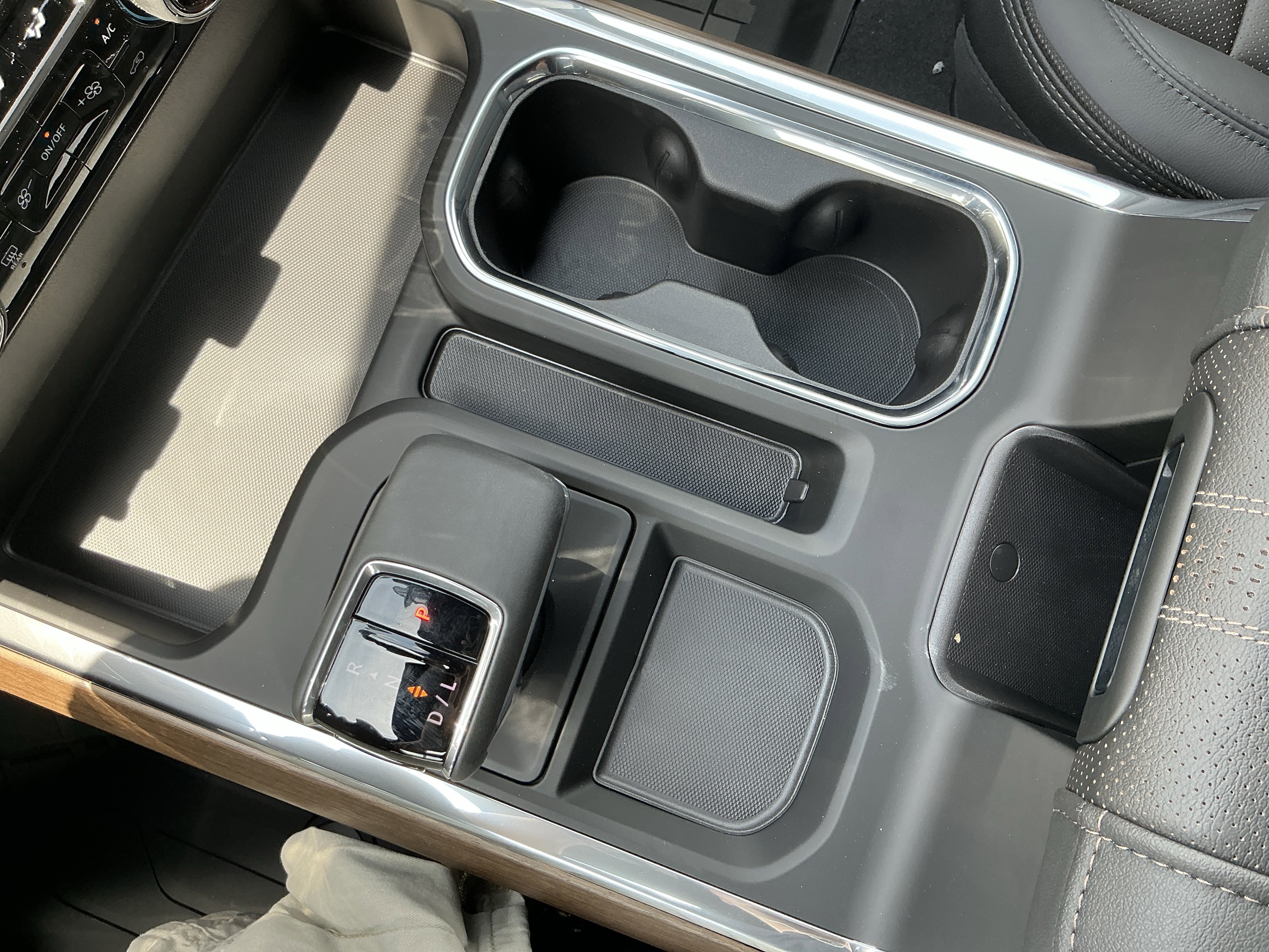 2026 Chevrolet Silverado 1500 High Country - Photo 24