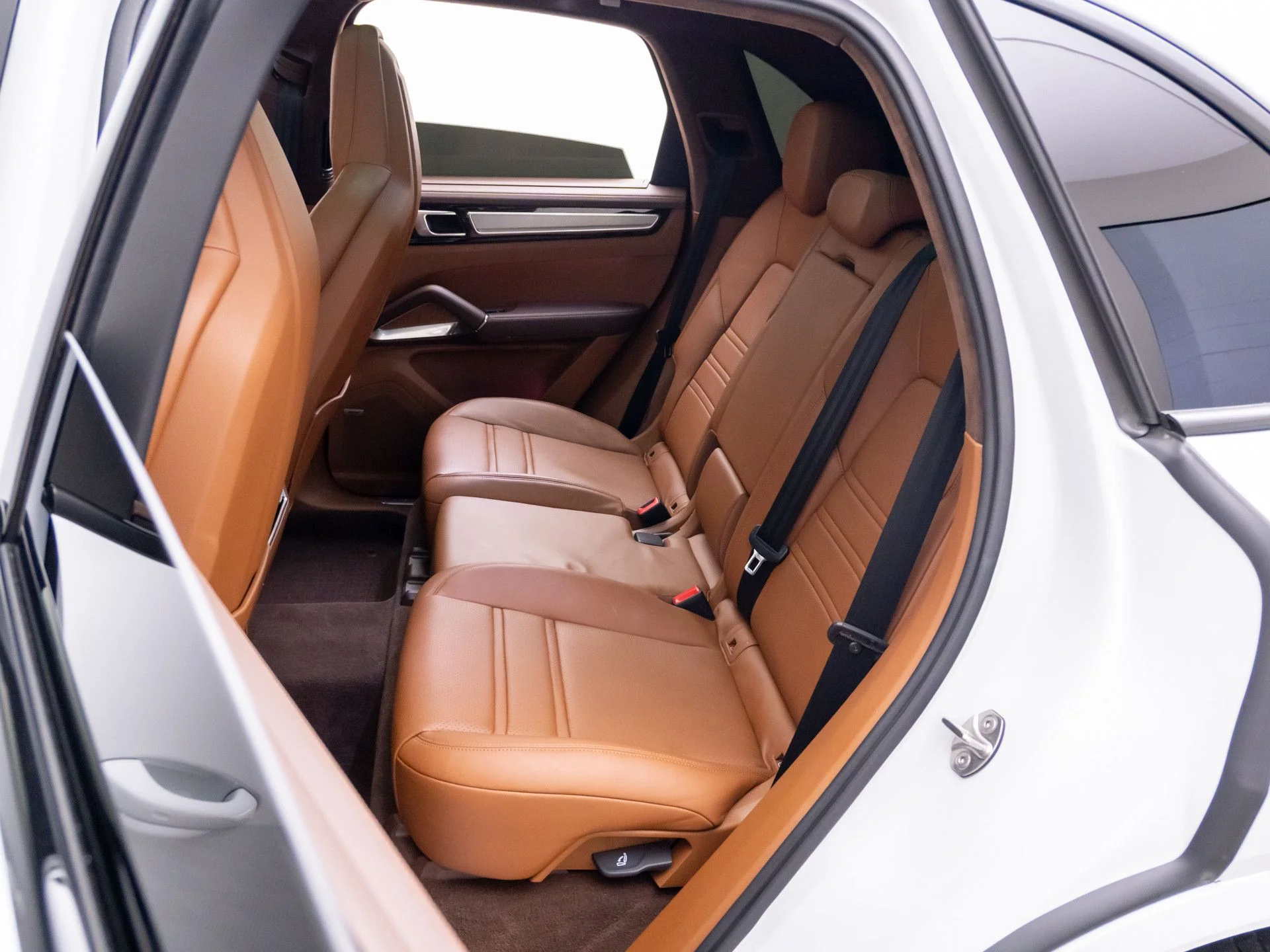 Certified Used 2023 White Porsche Turbo image 17