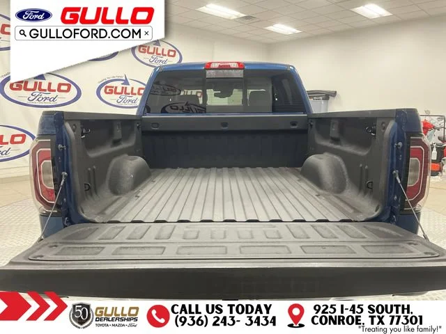 Used 2018 Stone Blue Metallic GMC SLT image 10