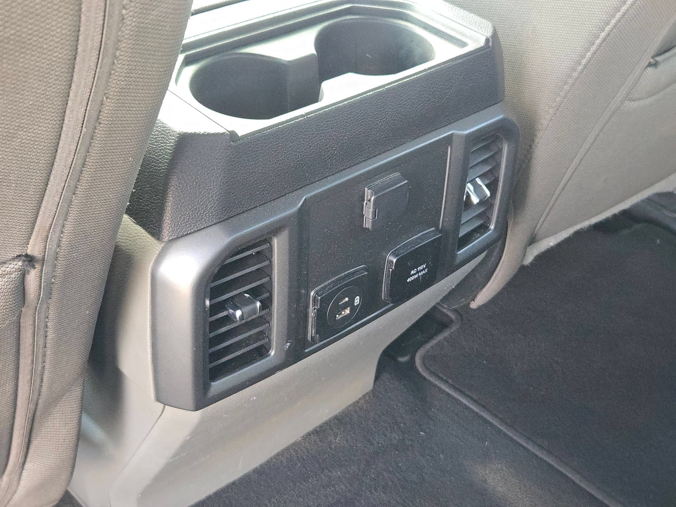 Used 2020 White Ford XLT image 23