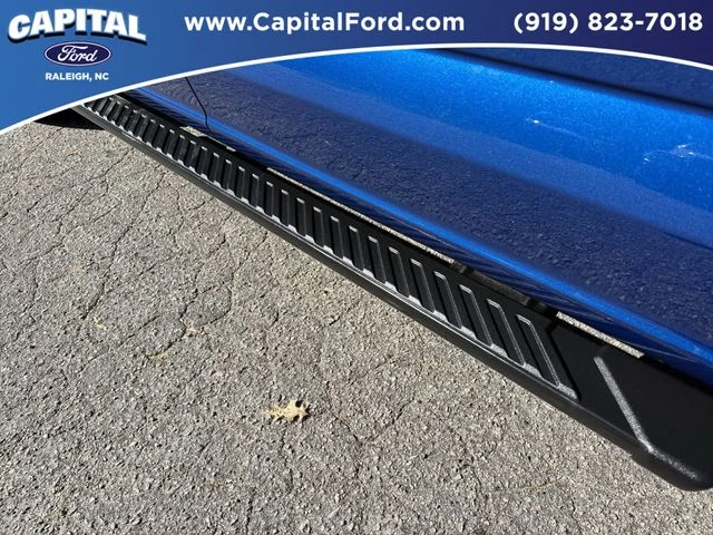 Used 2023 Blue Ford XLT image 19