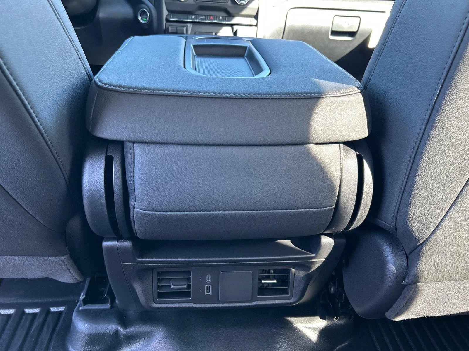 2026 GMC Sierra 2500HD Pro - Photo 33