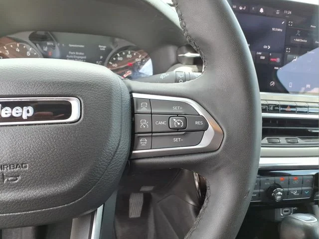 Used 2024 White Jeep Limited image 23