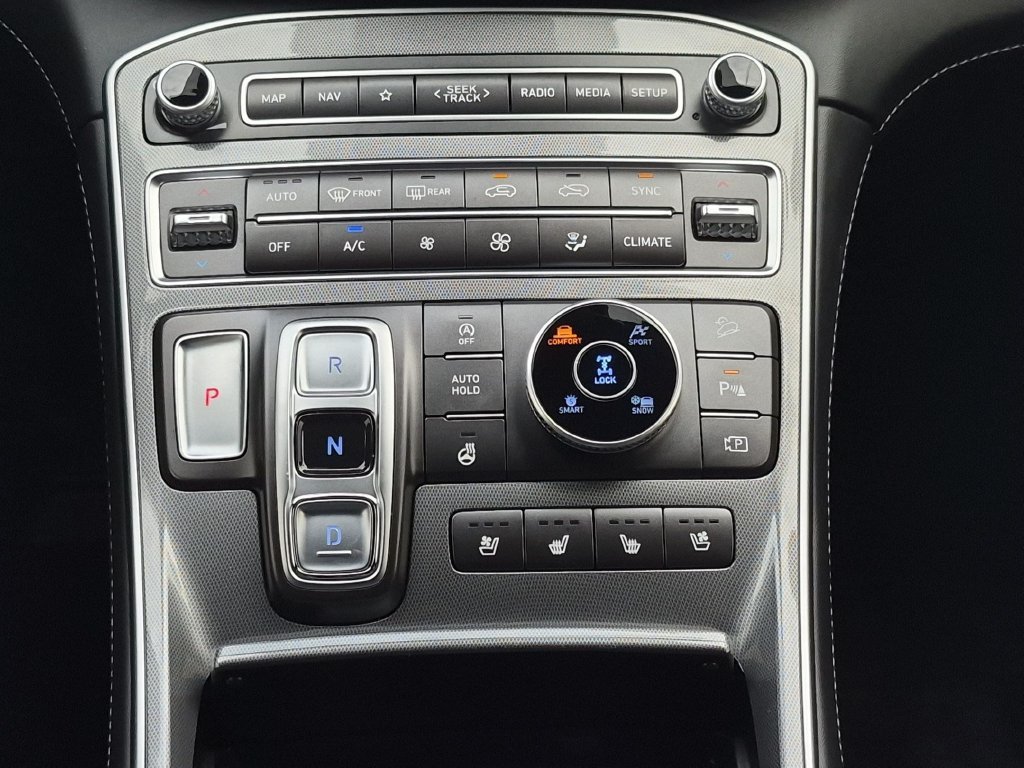 Certified Used 2023 Silver Hyundai Calligraphy image 18