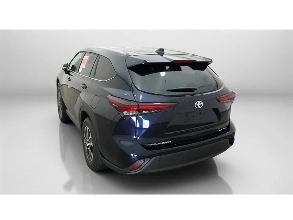 New 2026 Blueprint Toyota XLE image 6