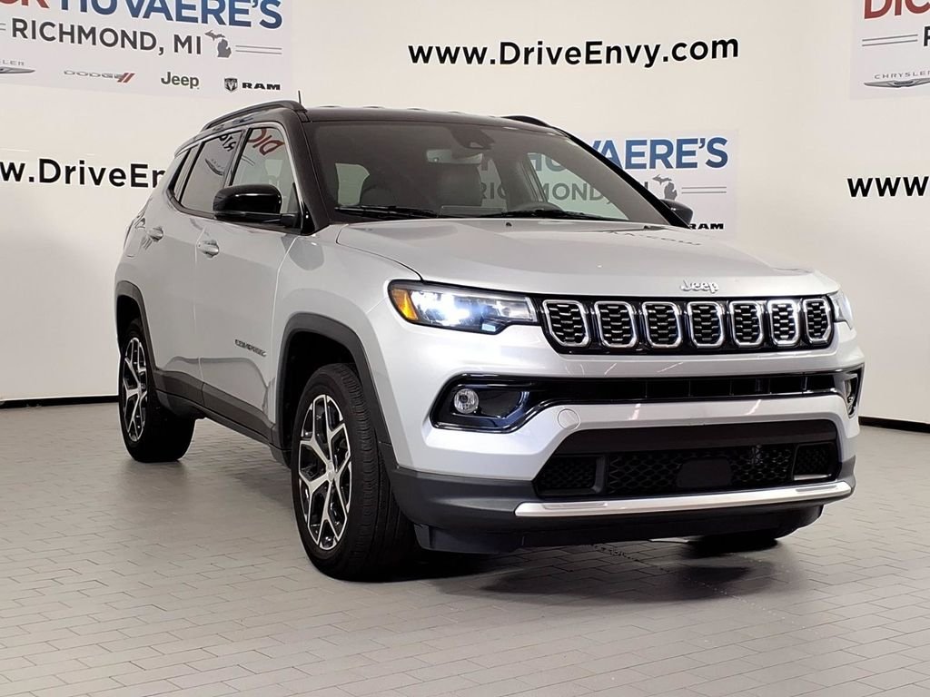 Used 2024 Silver Jeep Limited image 3