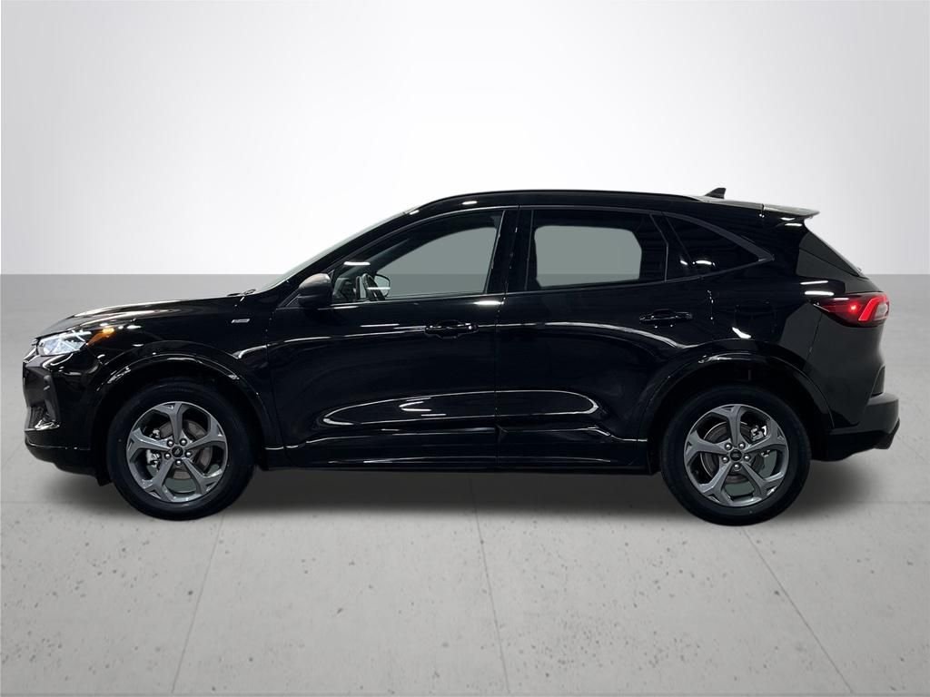 Used 2024 Black Metallic Ford ST-Line image 15
