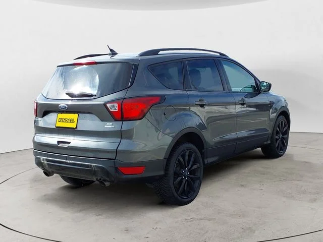 Used 2019 Magnetic Ford SE image 5